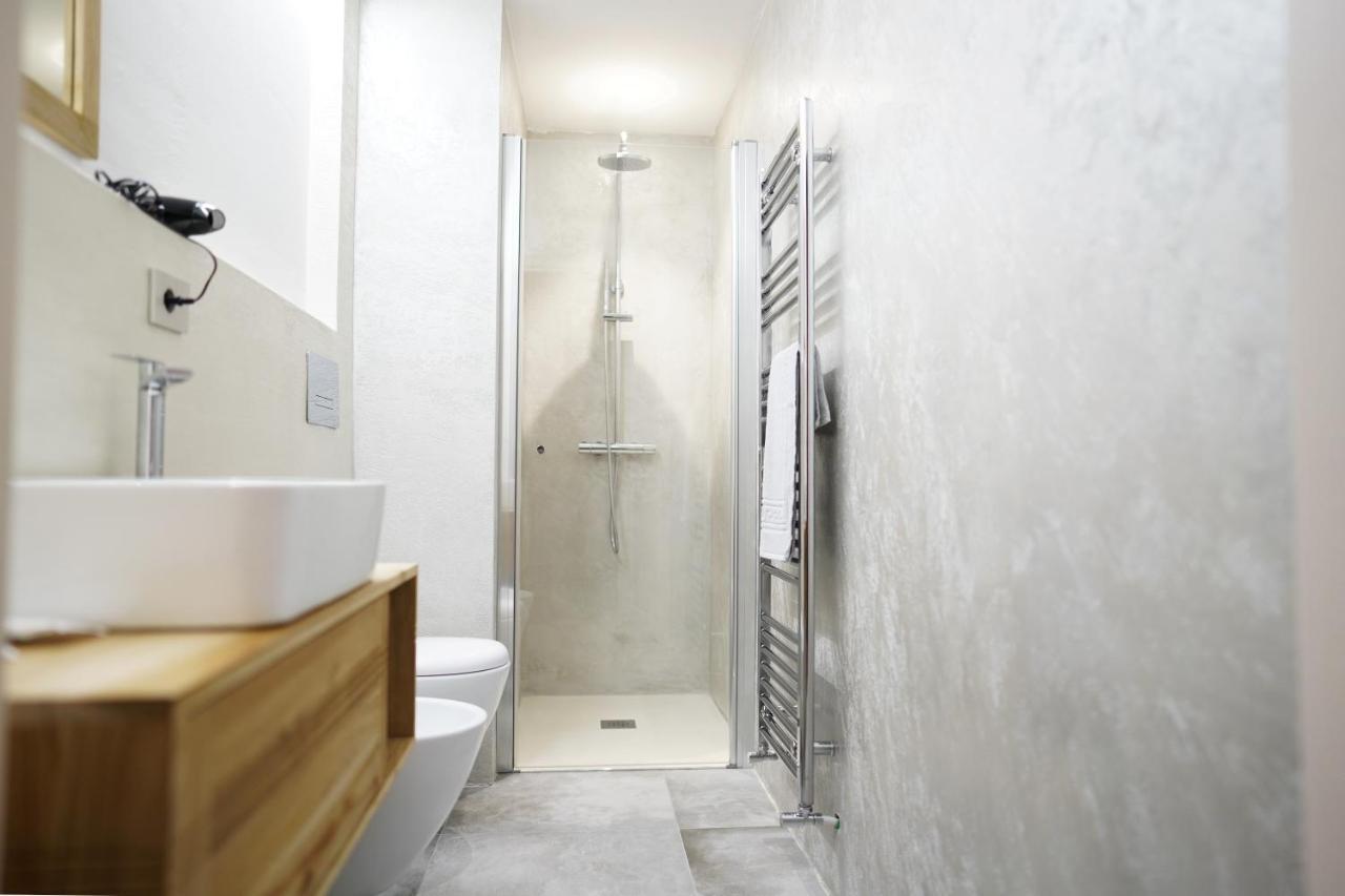 Gallurasuite Luaran gambar